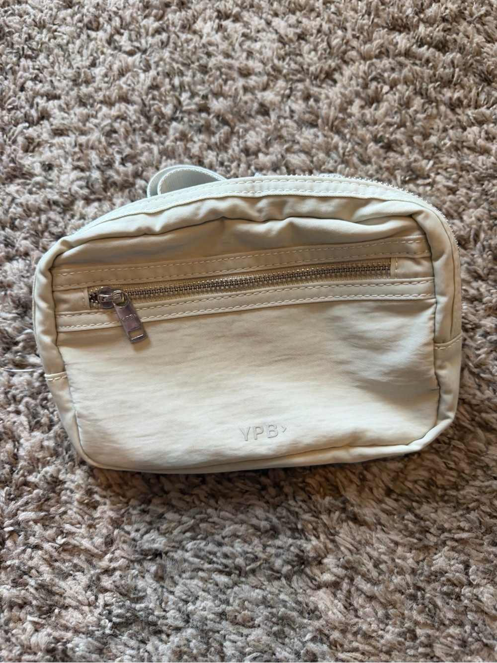 Abercrombie & Fitch YPB Motion Belt Bag Off White Cream